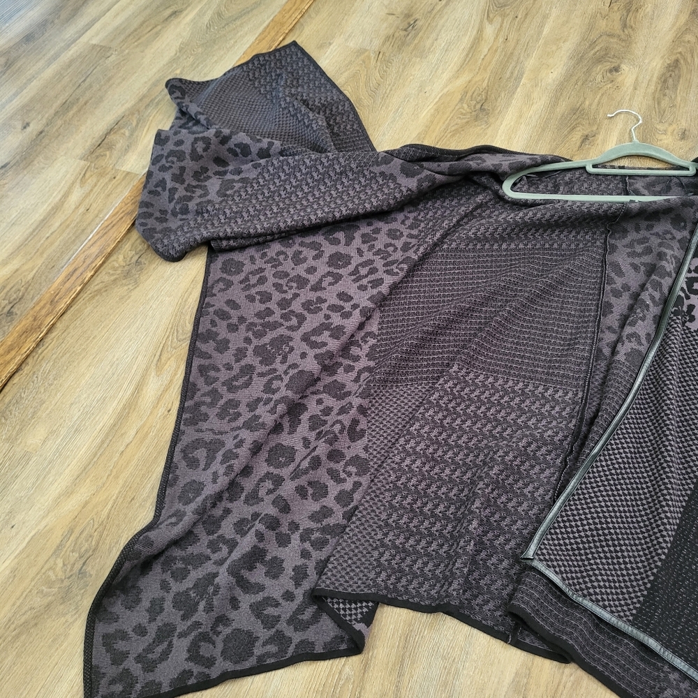 Ming Wang Gray Black Mixed Pattern Wrap Sweater Poncho Cardigan One Size OS Soft - Picture 5 of 8